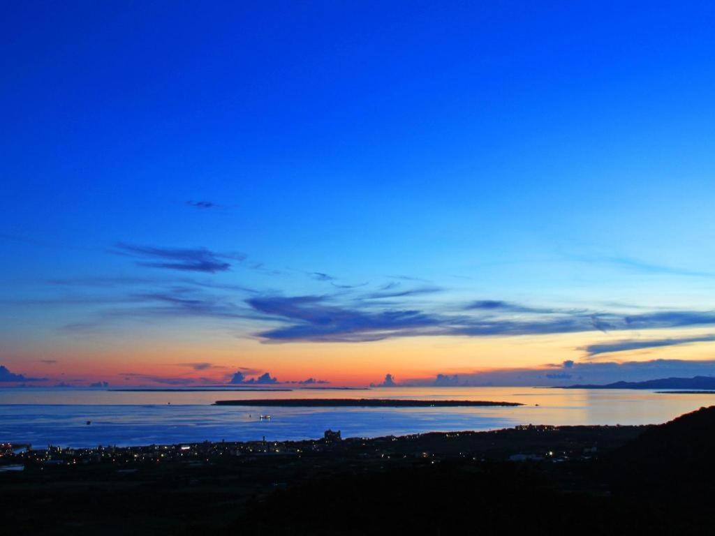 Rich Reson Ishigaki Hotel Ishigaki  Екстериор снимка